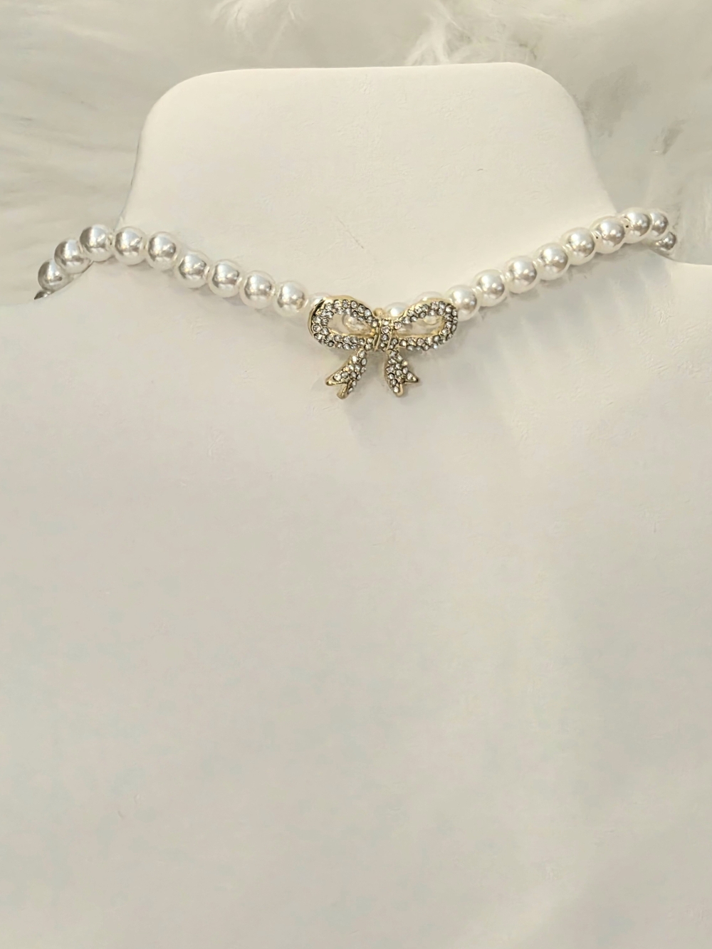 New Coquette Aesthetic Faux Pearl Rhinestone Gold Bow Pendant Choker SZ 14-17"